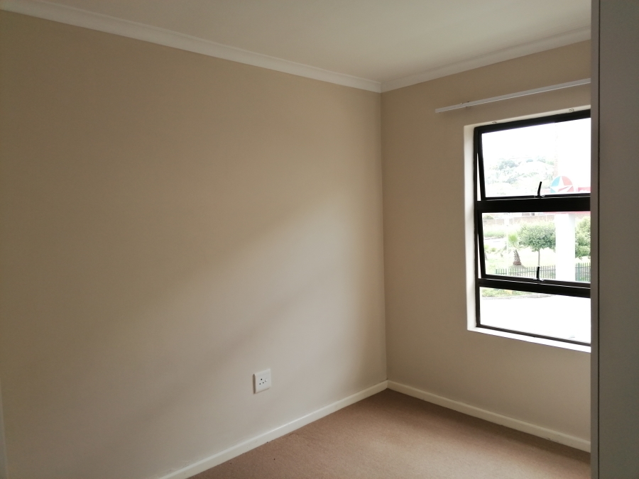 To Let 2 Bedroom Property for Rent in Sonstraal Heights Western Cape